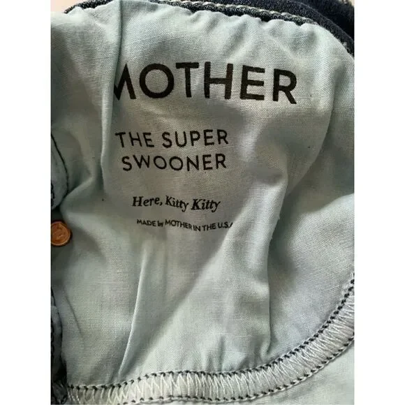 Mother The Super Swooner Here Kitty Kitty Jeans women’s size 27
